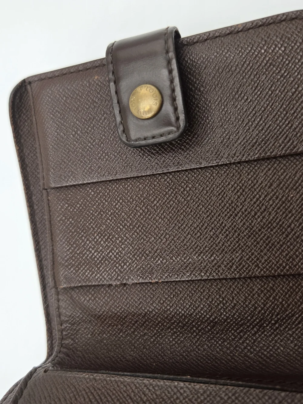 Authentic Preloved Louis Vuitton Brown Damier Ebene Compact Zippé Bifold Wallet